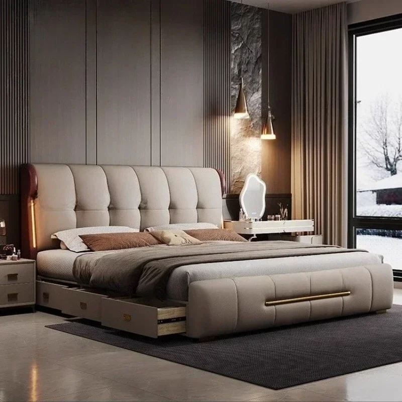 Cama italiana de cuero de lujo ligero para dormitorio principal, 1.8 metros, 2 metros x 2.2 metros, cama doble de alta gama, moderna y suave.