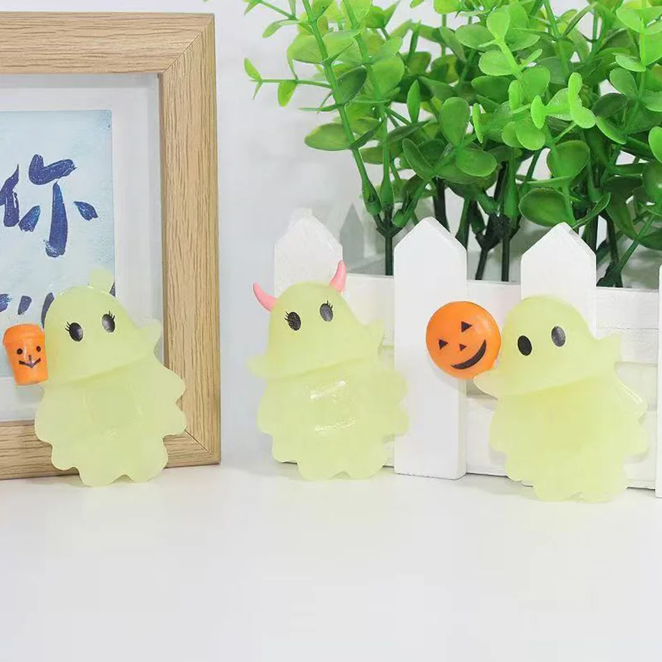 Ghostees Halloween Phone Buddy Stick-On Mystery Ghost & Pumpkin Mini Charm for Party Phone Accessories