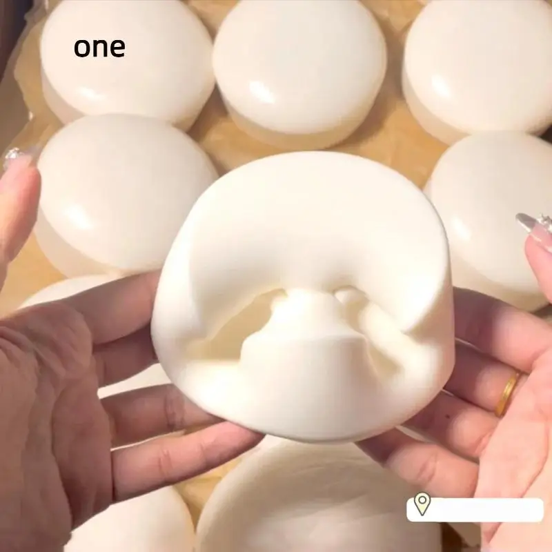 New 1Pcs Fluffy Soft Bread Slow Rebound Round Milky White Big Bun Sensory Toy Mochi PU Milky Sticky Finger Yogurt Cake Toys