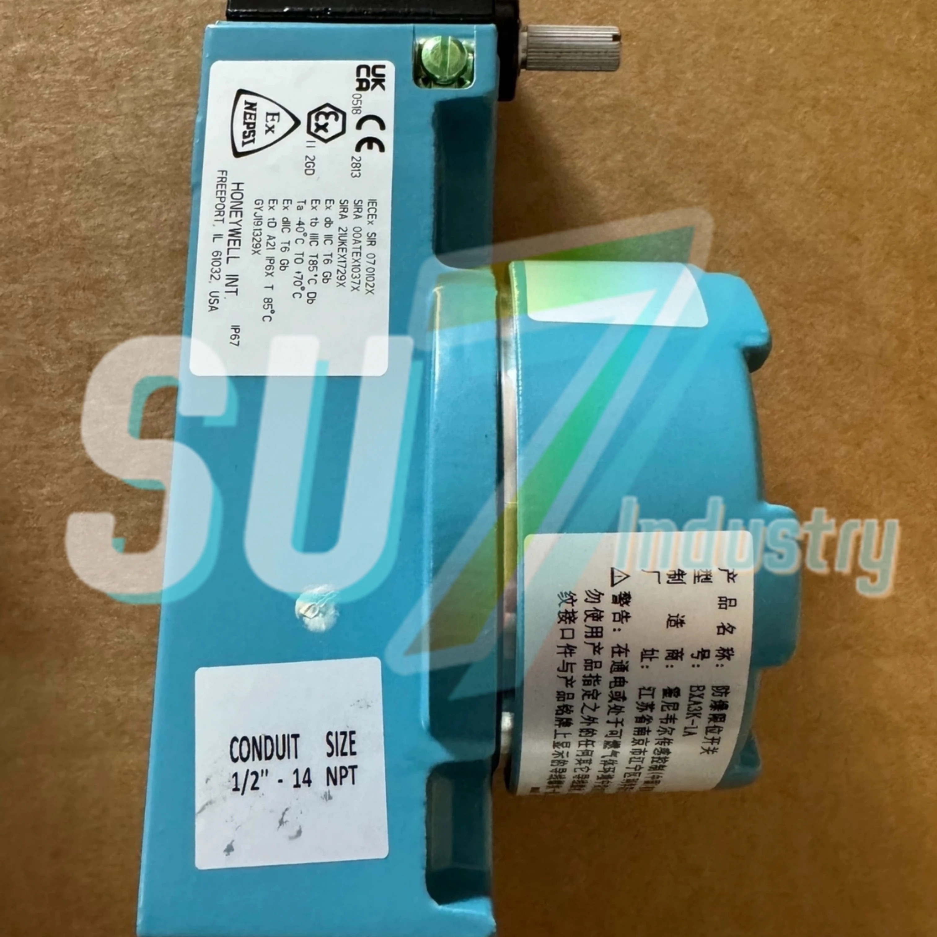 กล่องใหม่ป้องกันการระเบิด Travel LIMIT SWITCH BXA3K-1A BXM4N-1A LSXA3K-1A LSXM4N-1A