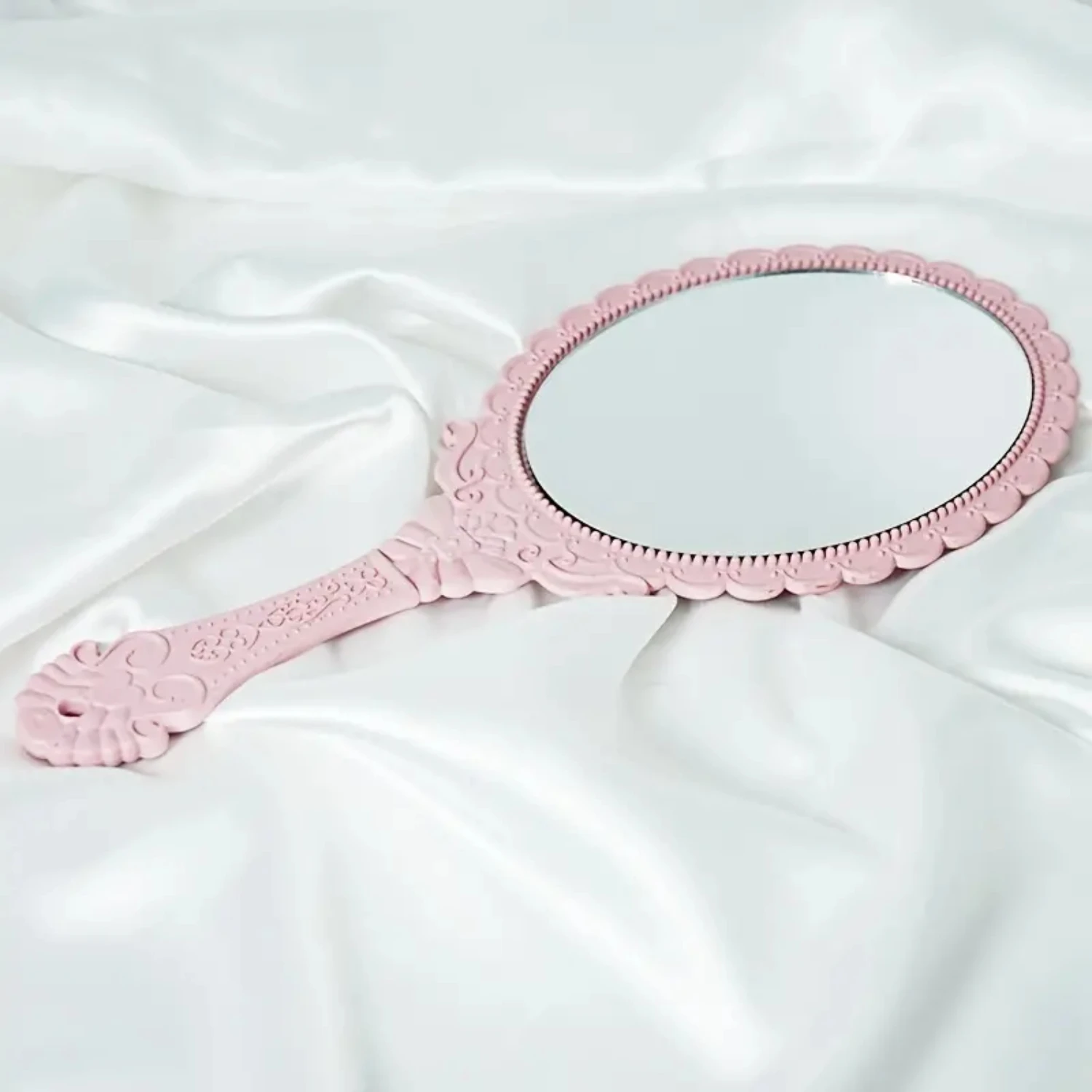 Vintage geschnitzter Hand-Make-up-Spiegel, kosmetischer Waschtisch