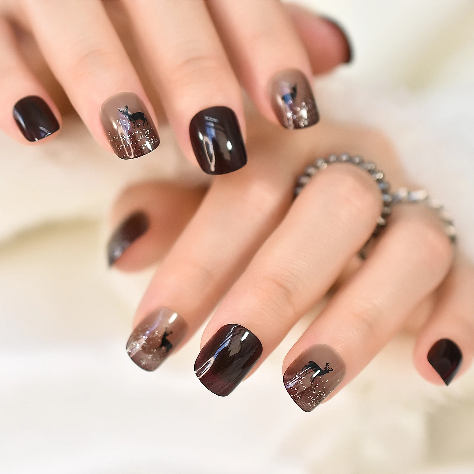 Press On Nails Short Round Dear Pattern Dark Tune Fake Nails Art With Glitter Cover Reusbale Nails Manicure At Home