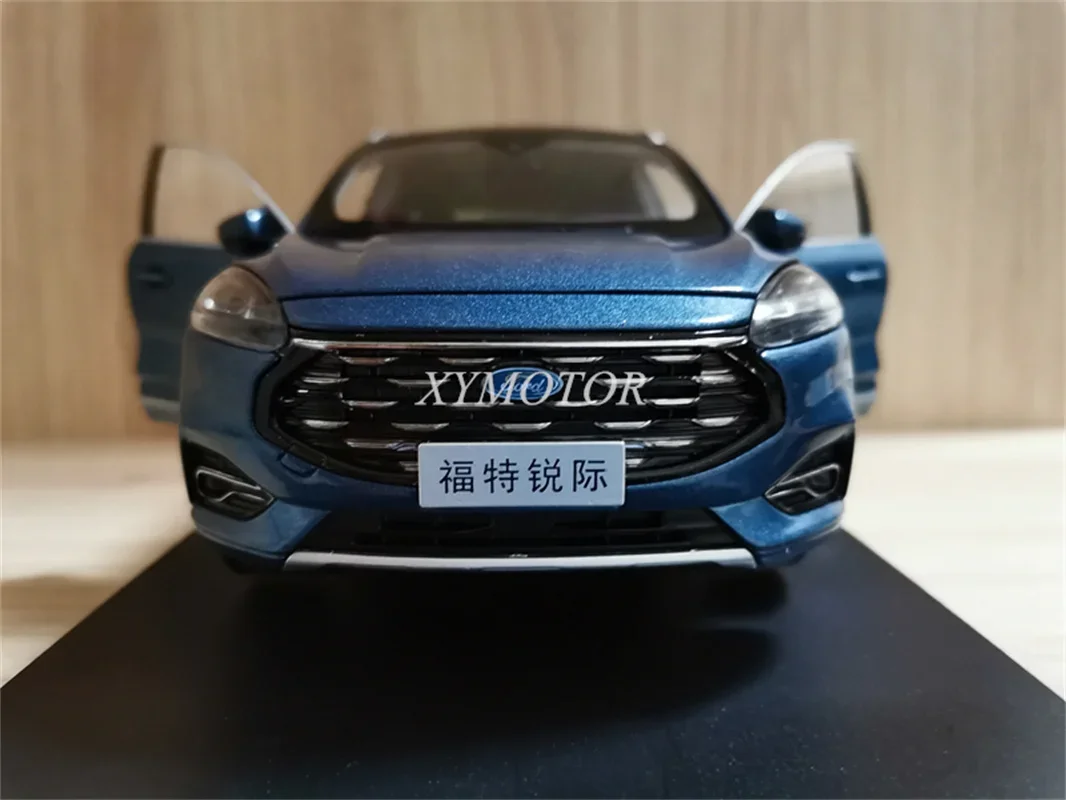 1/18 For Ford ESCAPE 2020 SUV Four Drive Pioneer Metal Diecas Car Model Blue Toys Gifts Hobby Ornaments Collection