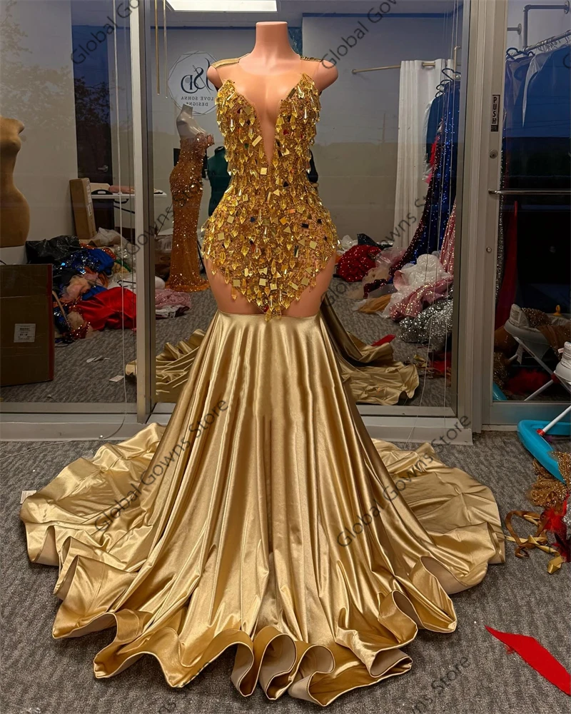 Golden Long Prom Dress 2025 For Black girls Rhinestone Birthday Party Dress Beaded Crystal Evening Gown Formal Customized