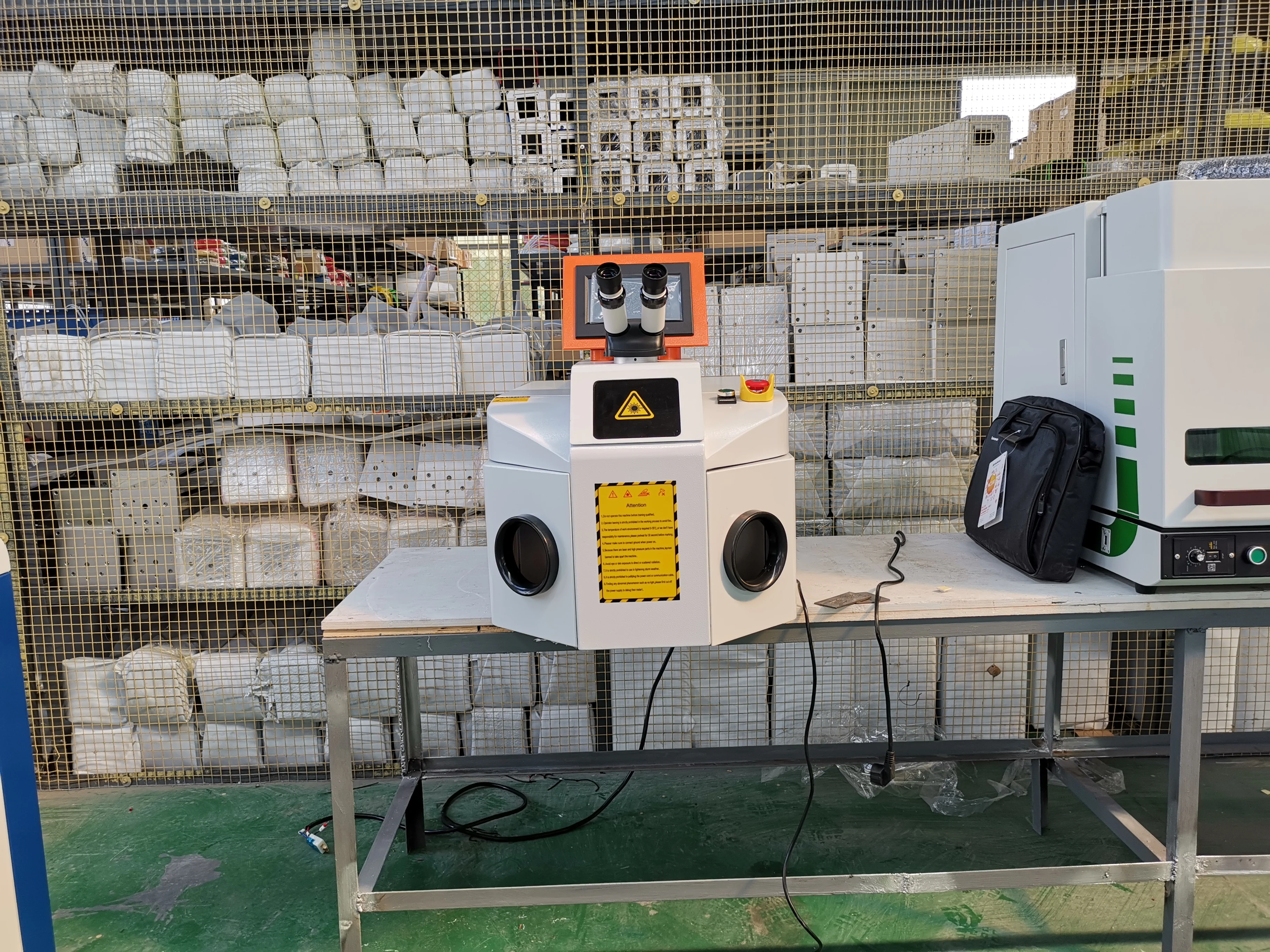 200W Micro Spot Laser Welding Machine, Professional Equipment For Precious Metal Jewelry