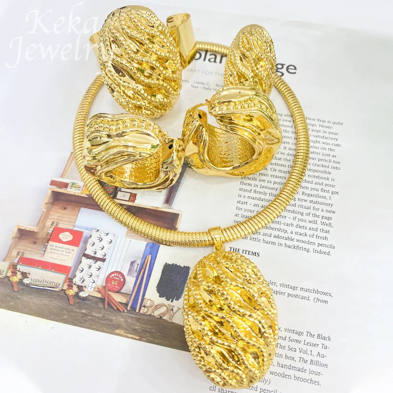 Italy Luxury 18K Gold Plated Jewelry Set for Women Wave Face Bracelet Ring Bold Earring Pendant Chain Dubai Wedding Accessories