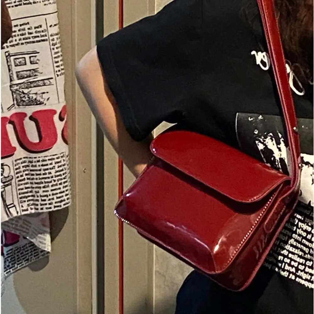 Fashion Ladies Female Crossbody Bags Vintage Bag Red Patent Leather Women\'s Shoulder Bag Small Square Purses and Handbags