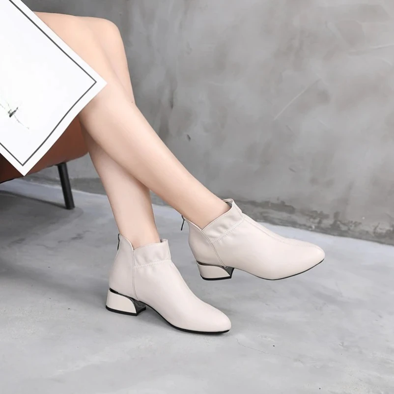 

2025 г. модные ботильоны из натуральной кожи, женские ботильоны на толстом каблуке с острым носком на молнии, осенне-зимняя женская обувь, короткие сапоги на мягкой подошве