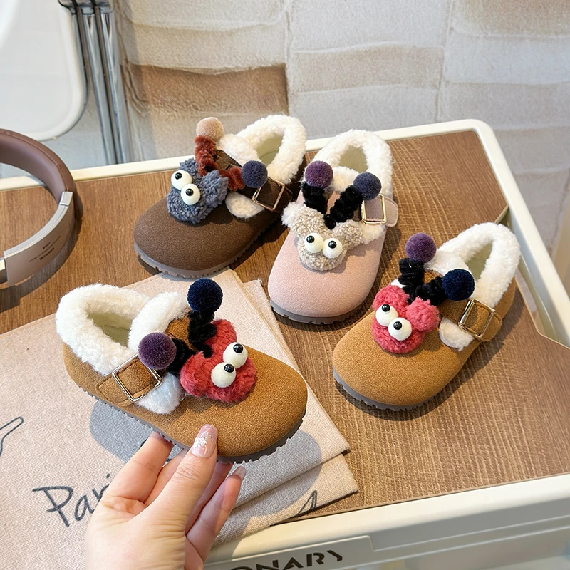 

2025 Girl Shoes Winter Warm Cotton Plush Leather Shoes Casual Party Dresses Shoes Fashion Soft Sole Loafers cotton Shoes