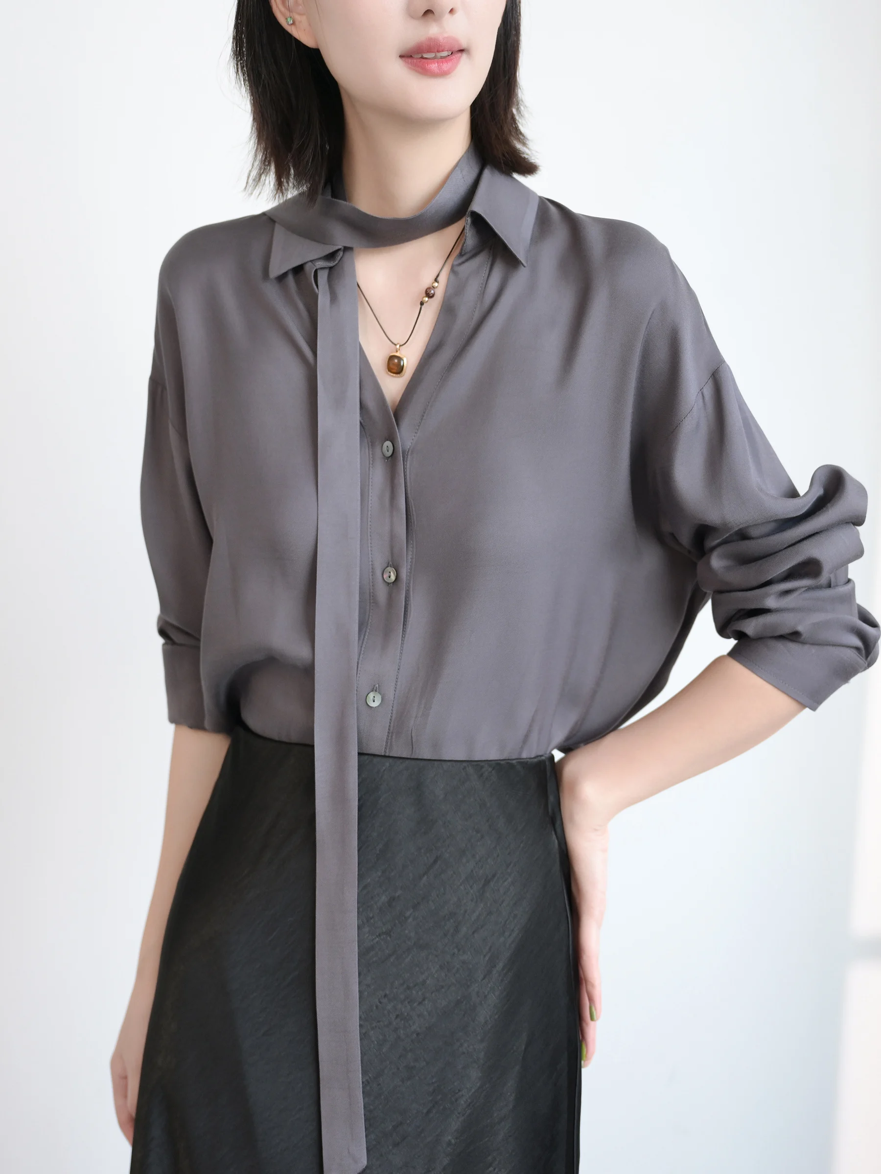 

Женская свободная блузка TRR с длинным рукавом и завязками, повседневный драпированный модный топ из дышащего волокна Regency, V-образный вырез, средней длины