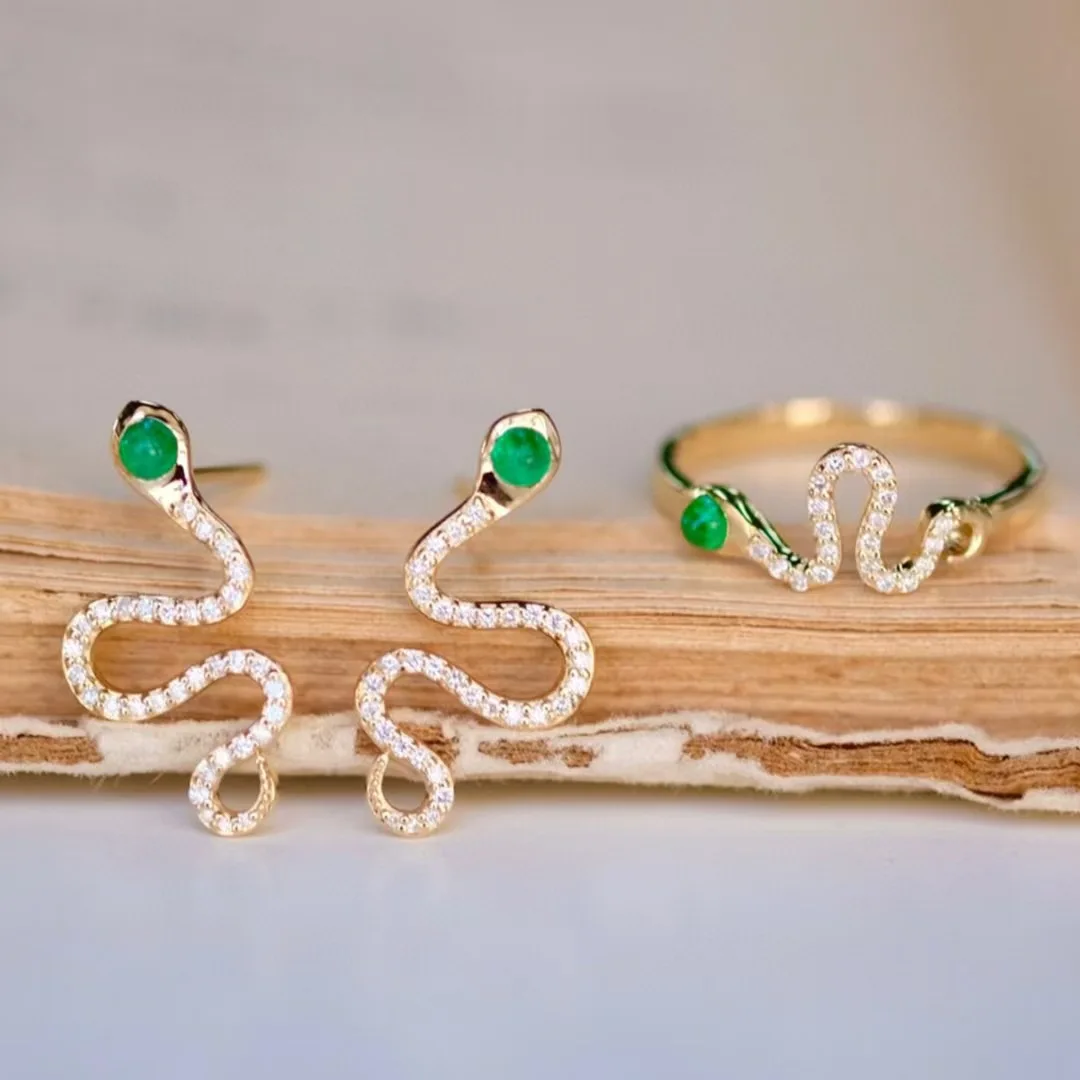 

925 Silver Emerald Snake Ear Cuff Climber Luxury Fashion Boa Serpent Green Jade Drop Dangle Silver Piercing Earring Jewelry