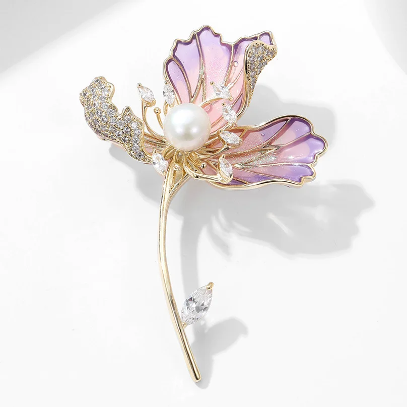Elegant Fashionable Enamel Iris Flower Brooch Pin Luxury Freshwater Pearl Clip on Pin Trendy Accessory Floral Brooch Pin