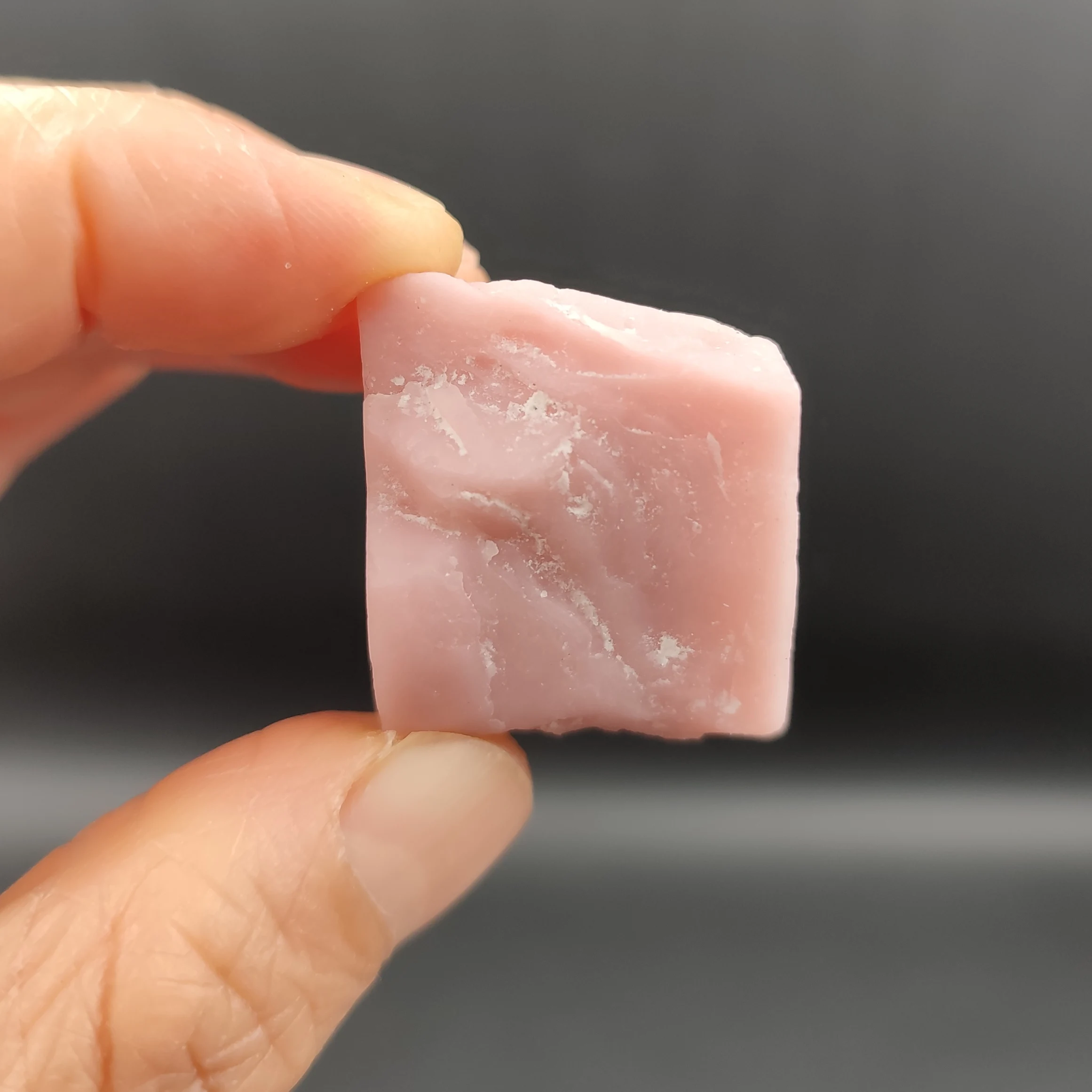 1pc Natural Pink Opal Raw Stone Rough Quartz Crystal Reiki Healing Rock Mineral Specimen Aquarium Home Decoration