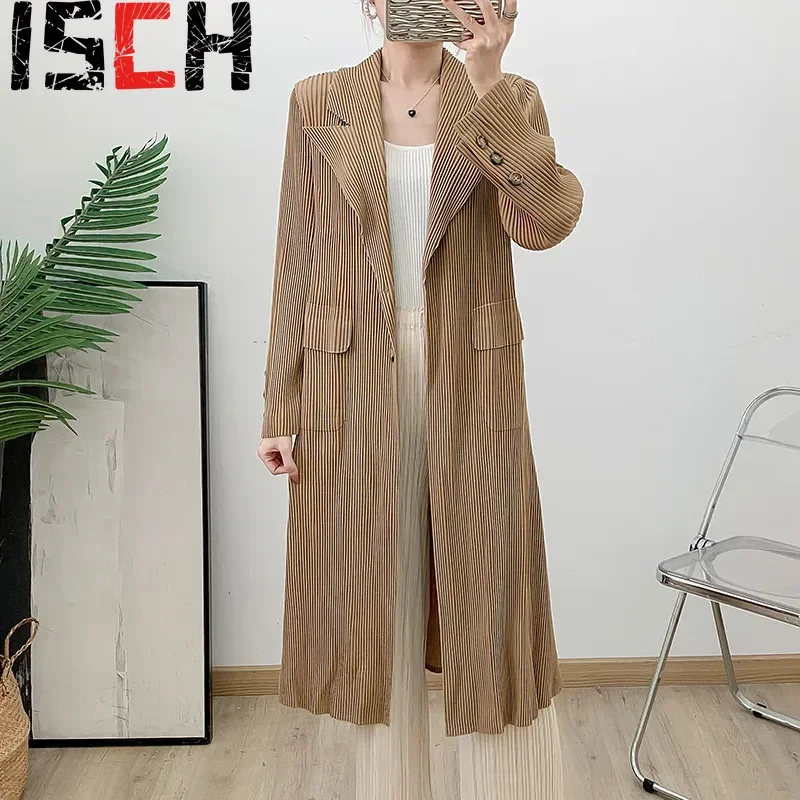 ISCH Pleated Jacket Female 2025 Spring New Stretch Windbreaker Thick Material Large Toothpick Leisure Elegant Outer Cardigan