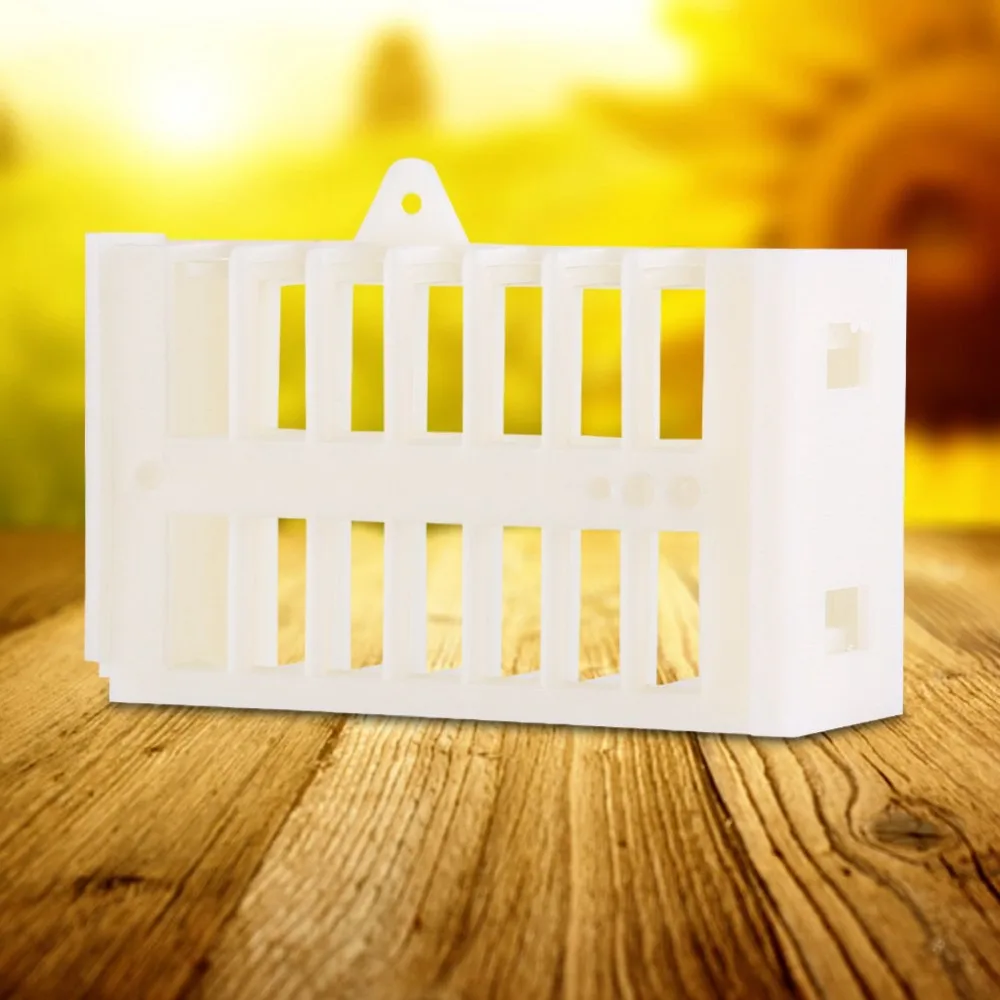 10pcs Practical Plastic Beekeeping Tools 50x30x19mm(1.97x1.18x0.75in) Plastic Cage Bee Queen Cage For Bee Keeping