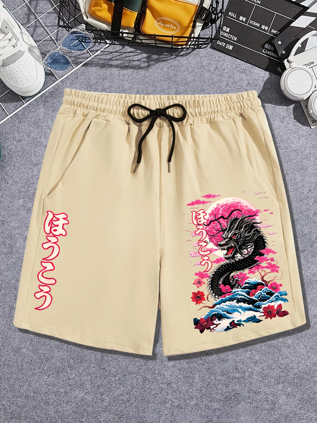 Men's Color-block Printed Shorts with Dragon and Letter Patterns, Featuring A Drawstrin Summer Street Fashion Shorts