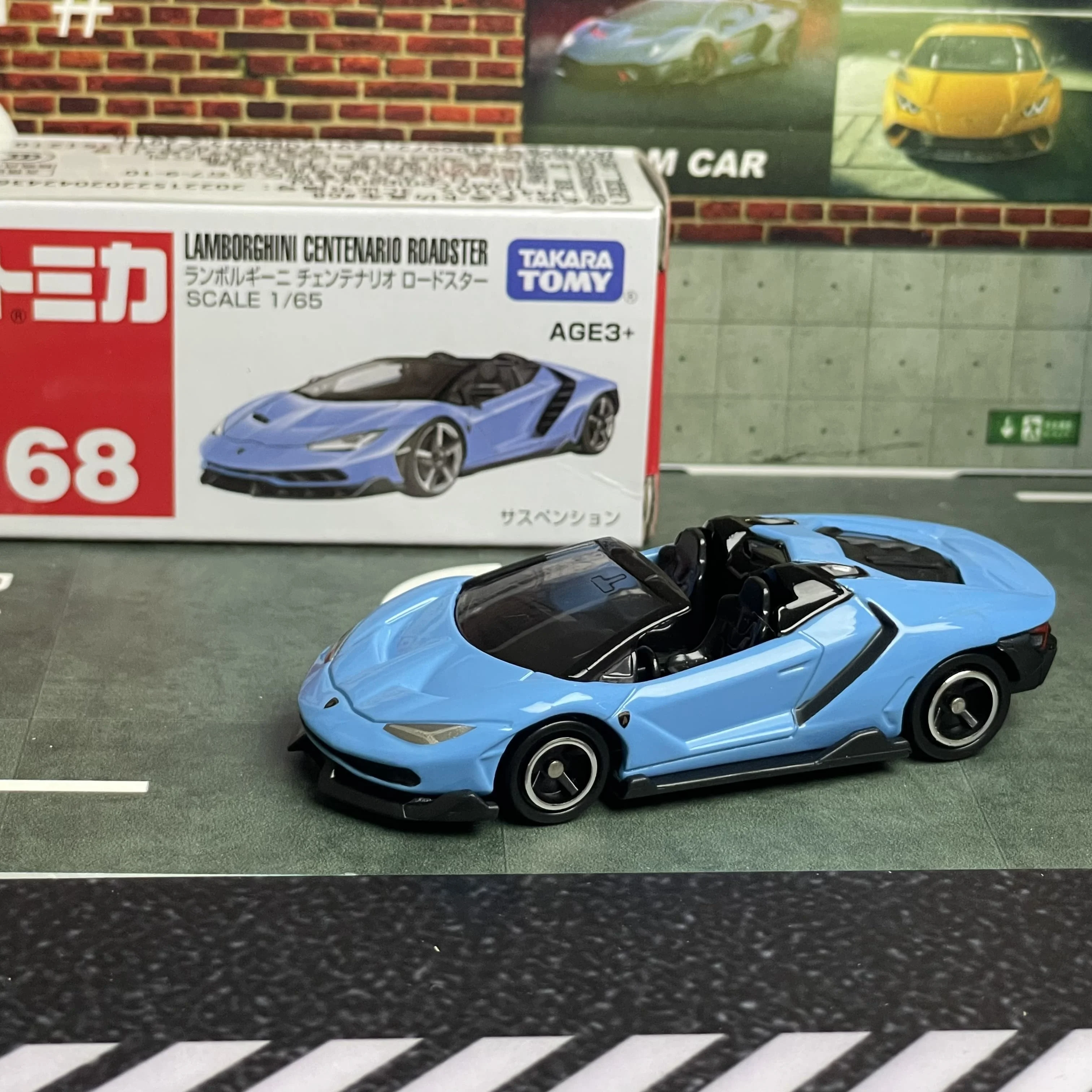 Takara Tomy Tomica Asia No.68 Lamborghini Centenario Roadster Alloy Car Vehicle Diecast Metal Mode Collection Display Toy Gift