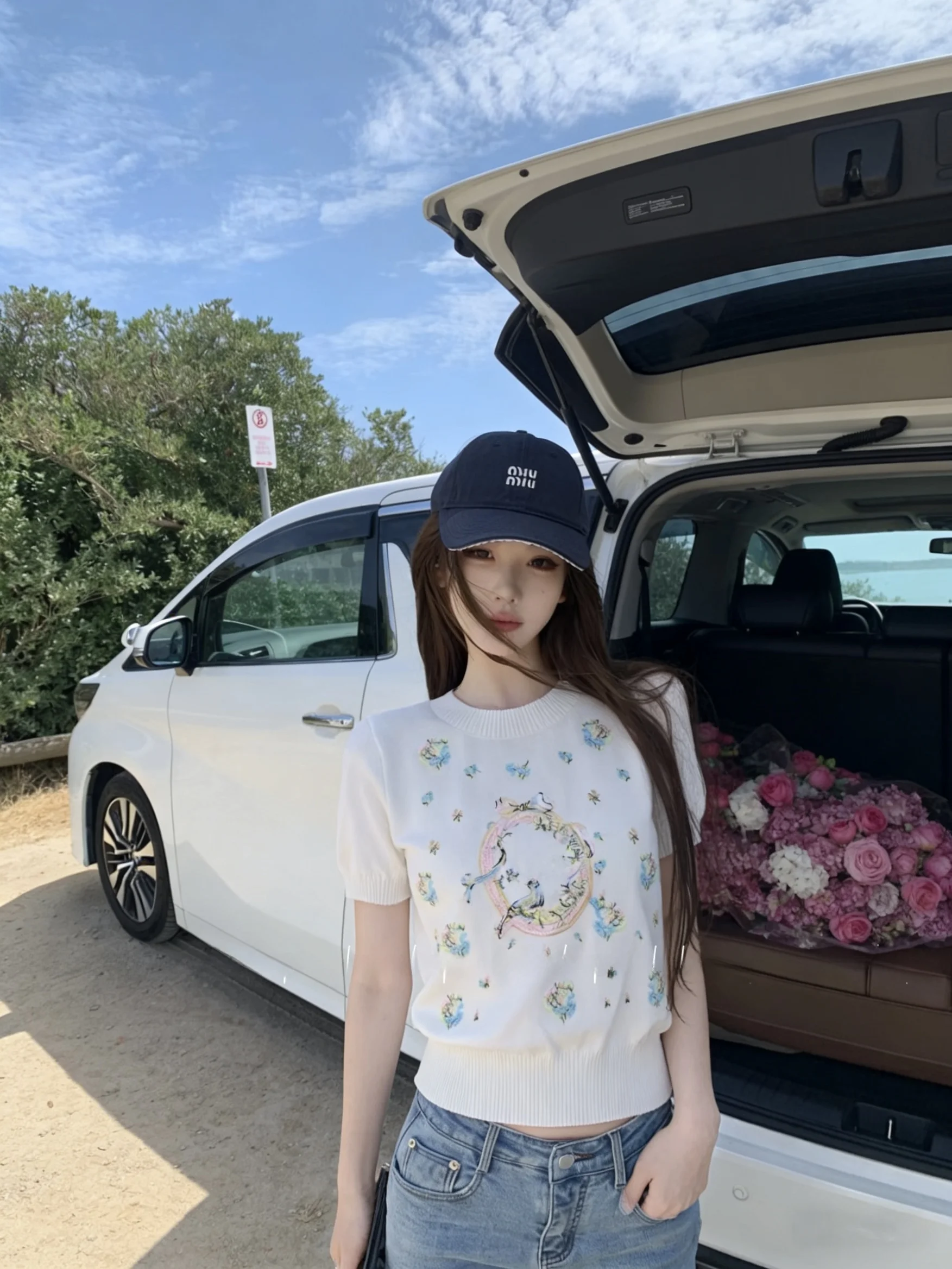 

Женская футболка с коротким рукавом в стиле принцессы, с вышивкой, облегающая, из дышащей хлопковой смеси, удобная, с круглым вырезом