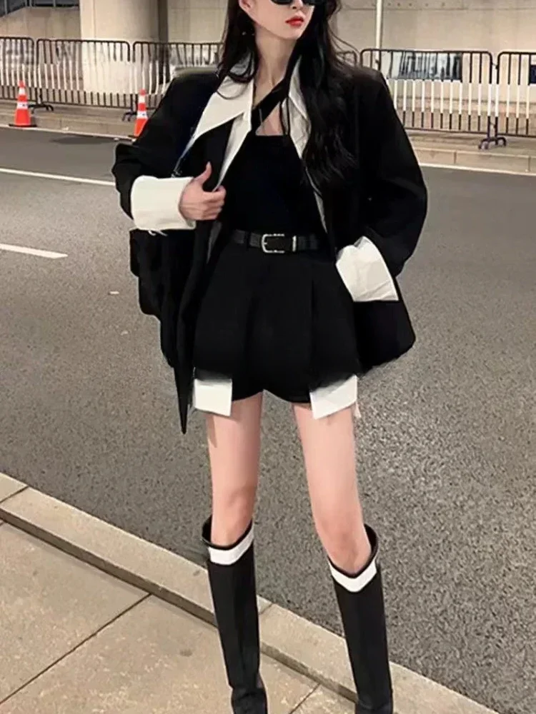 Sommer 2024, neuer gefälschter zweiteiliger Anzug, Jacke, Oberteil, halber Rock, Shorts, weites Bein, kurze Hosen, zweiteiliges Set, Y2k, schwarze