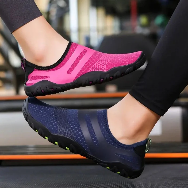 

Summer outdoor couple quick-drying anti-slip wading swimming shoes that are lightweightsoft and durable yoga and fitness shoes