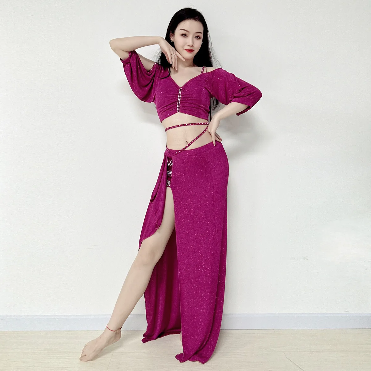 

Одежда для практики танца живота, костюм для практики, темперамент восточного танца, средний рукав для начинающих