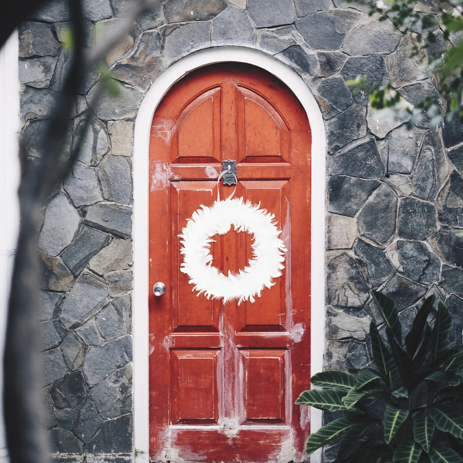 

White Wreath Decor Door Window Wall Photo Prop Christmas Hanging Lightweight Portable Premium Material Exquisite