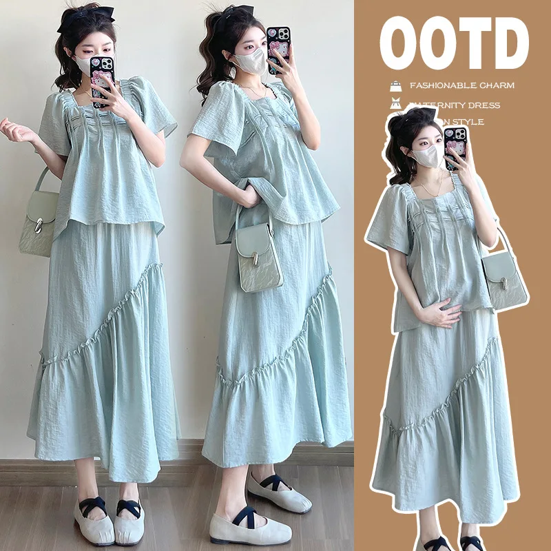 

2025 French Maternity Set: Loose Short-Sleeve Top + Flowy Skirt - Chic Two-Piece Pregnancy Outfit for Stylish Expecting Moms