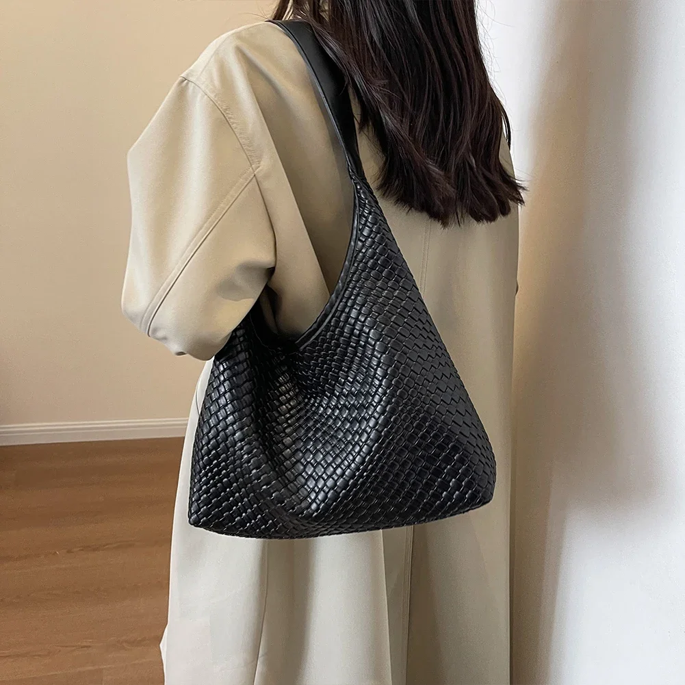 2023 New Fashion Women Shoulder Bag Large-capacity Leisure Commuting Bag with Pouch PU Woven Tote Bag Soft Satchel Hobo Bag