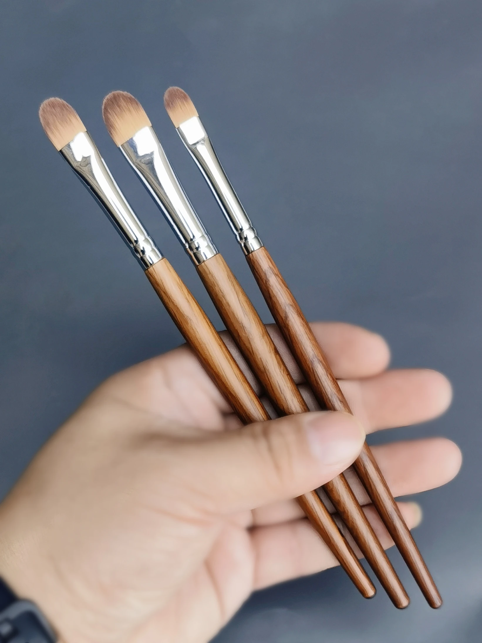 フラットコンシーラーブラシメイクアップセット人工毛プロフェッショナルコンシーラー化粧ブラシブレンド美容メイクアップツール