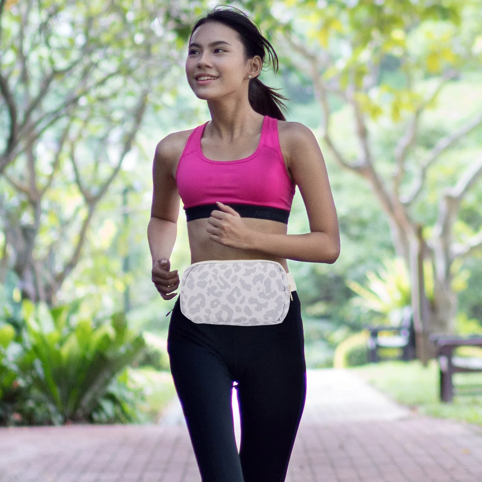 

Running Waist Bag Adjustable Strap Fashion Fanny Pack for Women Hiking Gym Workout Travel Crossbody Belt Bag Waist Pack