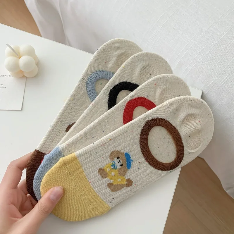 4 paires de chaussettes pour femmes ensemble nouvel été mince dessin animé chiot mignon Kawaii cheville chaussettes bouche légère Silicone anti-dérapant chaussettes invisibles
