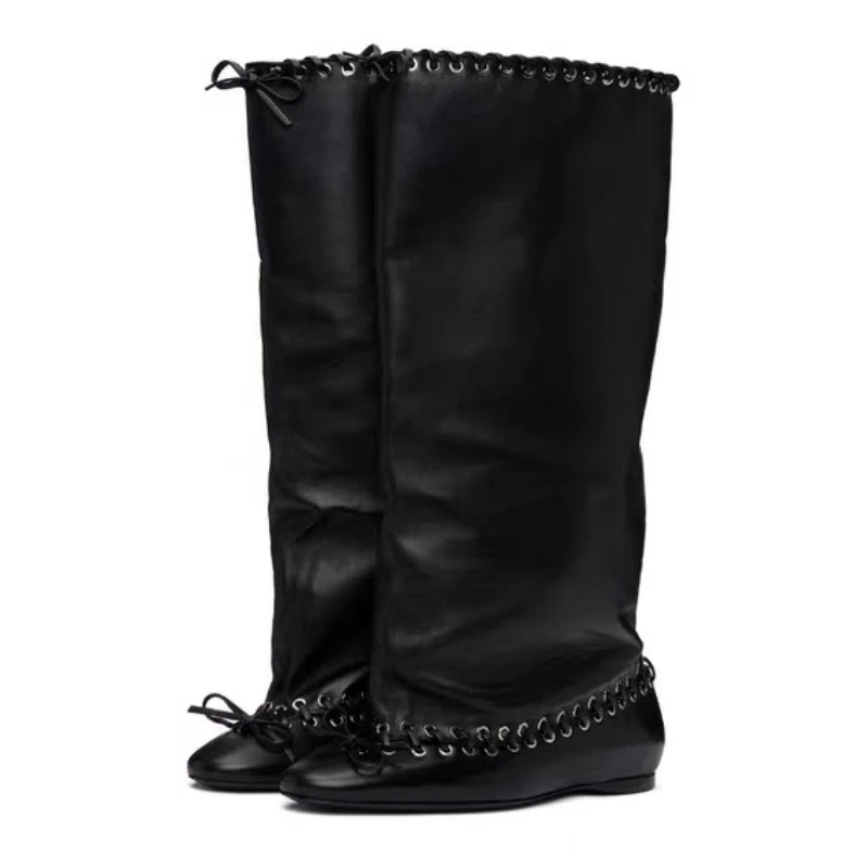 

Женские ранняя осень 2025 года, новые модные сложенные ботинки, банкетная обувь для показа мод с высокой посадкой в Европе и Америке