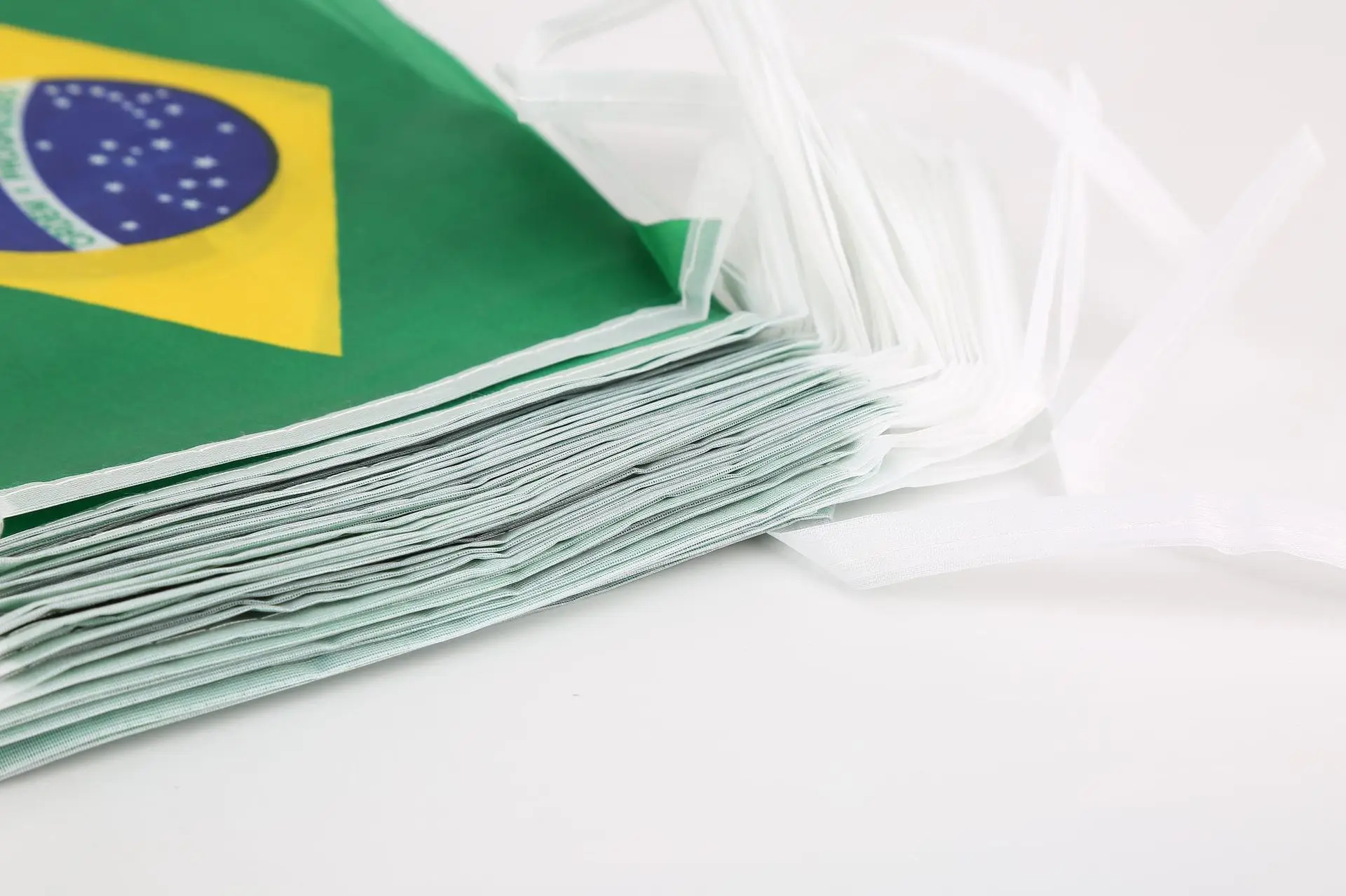 Brazil flags 14x21cm 20pcs/set  Brazil Brazilian String Flag National bunting Flags Festival Party Holiday home Decoration
