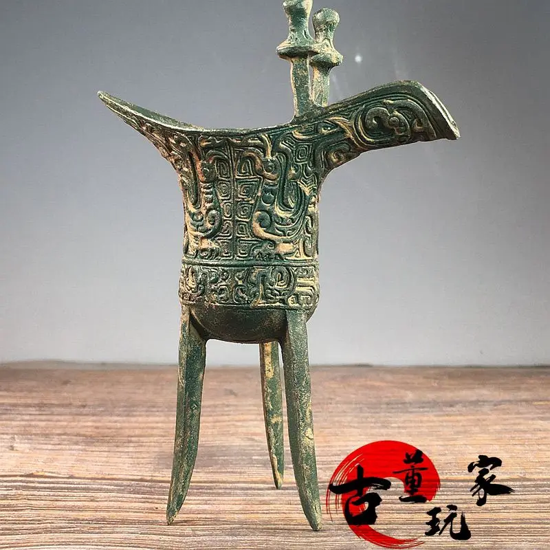 Green rust phoenix bird pattern three-legged glass wine jazz glass wine glass bronze product