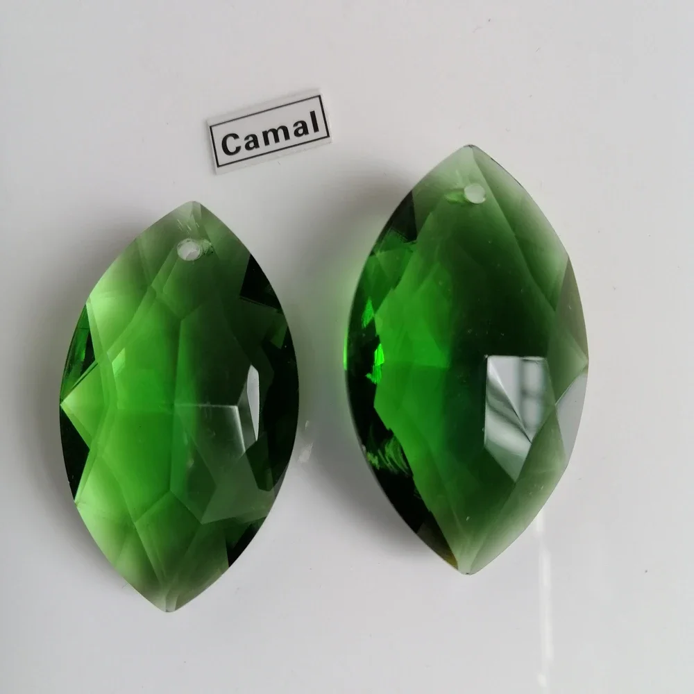 

Camal 5PCS 38mm Green Horse-eye Shaped Glass Crystal Prisms Pendant Drop SunCatcher Lamp Lighting Chandelier Parts Hanging DIY