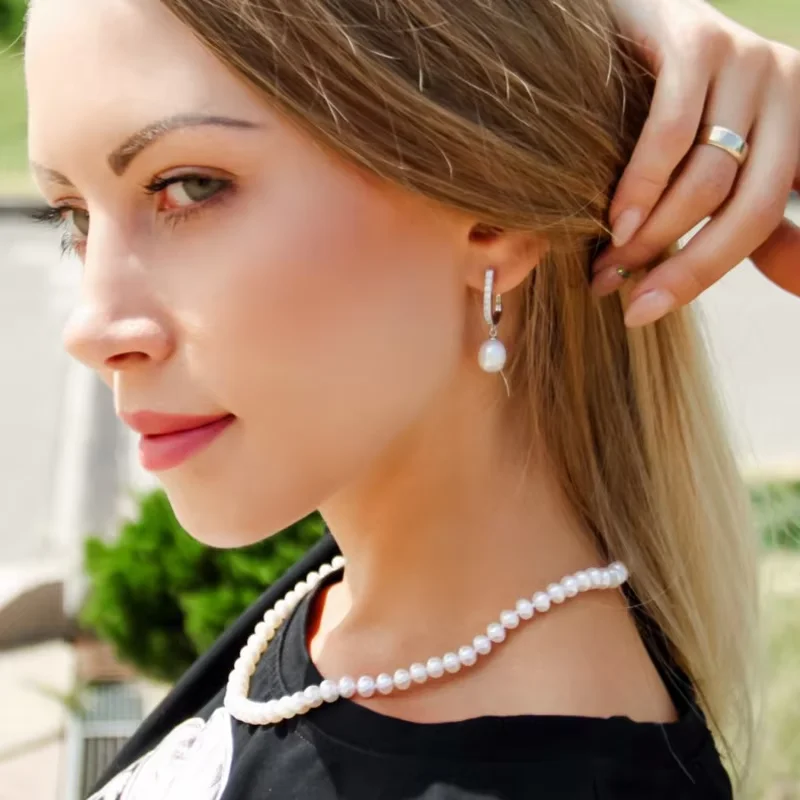 Pendientes de tuerca de circonia cúbica austriaca para mujer, aretes de lujo, Perla de imitación, flor de nieve, joyería nupcial