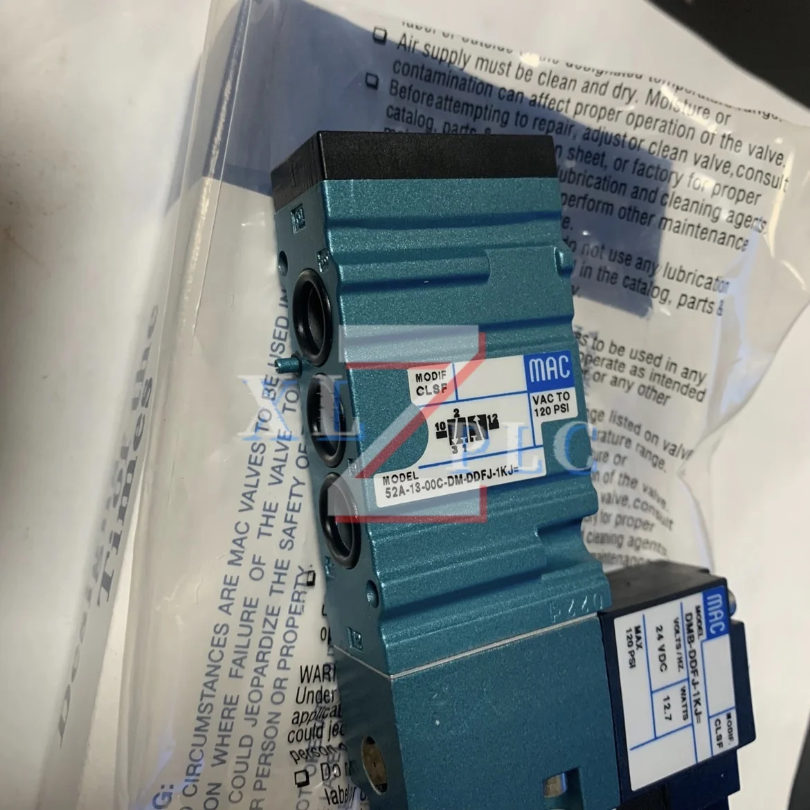 

new in stock solenoid valve 52A-13-00C-DM-DDFJ-1KJ 52A-31-D0B-DM-DDAJ-1KA