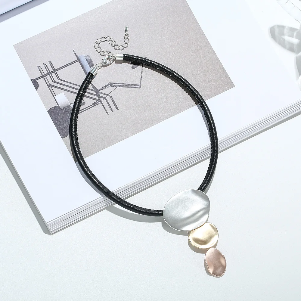 

Kaseakia Chunky Big Large Statement Triple Oval Metal Alloy Pendant Choker Necklace for Women