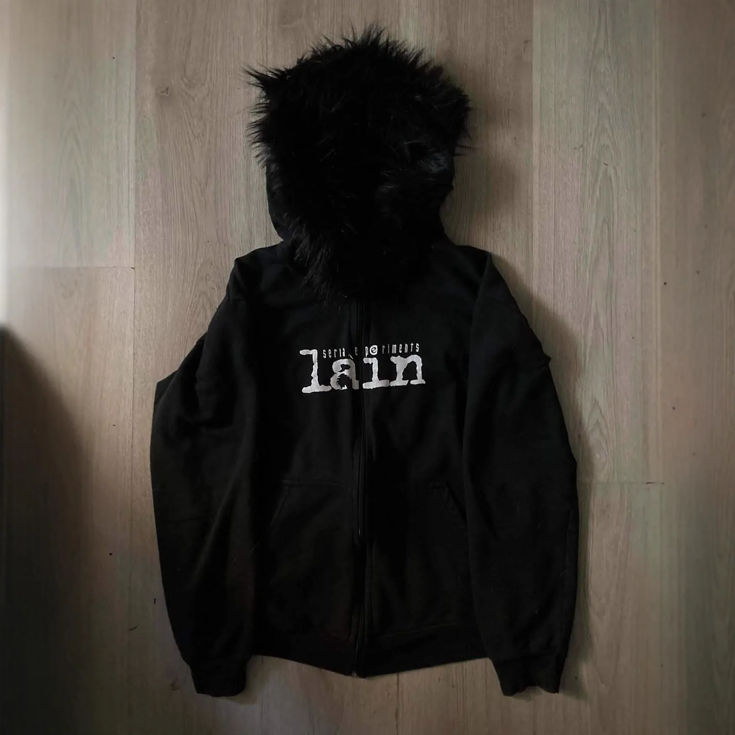 

Женская толстовка на молнии с графическим принтом Y2K Lain 2026, с капюшоном из искусственного меха, для аниме-косплея, уличная одежда