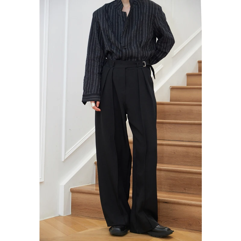 

Брюки Sunyvonne22ss Dark Design Sensation: Прямые брюки с высокой талией, свободный крой, удобные, длинные, из смесового хлопка.