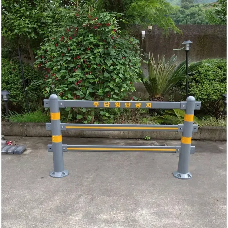 Municipal Guardrail TPU Material M40 Impact Rated Prismatic Reflective Elastic Protective Fence Traffic Safety