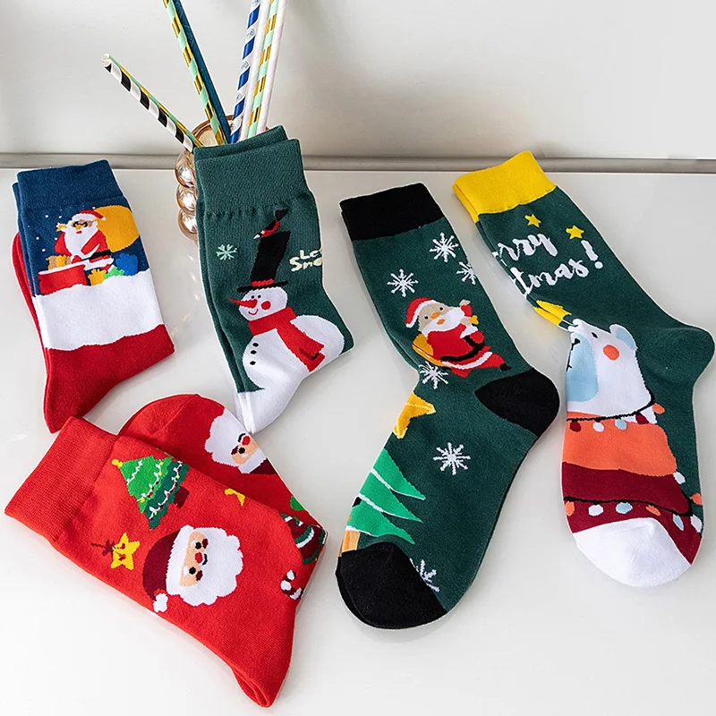 Fashion New Christmas Socks for Men Leisure Winter Middle Tube Sock Santa Claus Socks Holiday Gifts for Lovers Couple Boys Girls