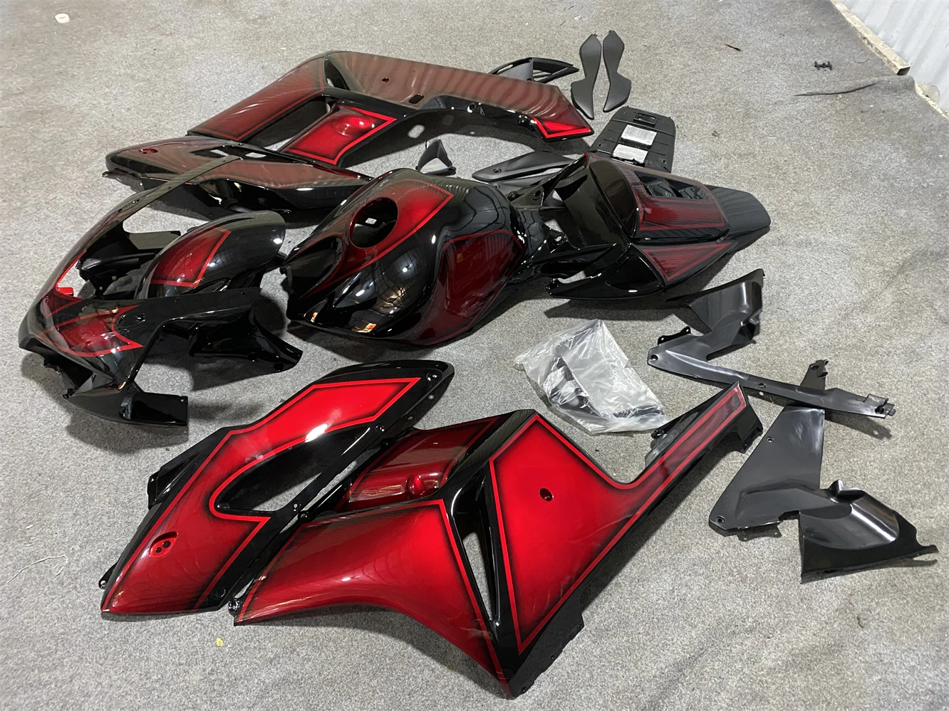 ABS Plastic Bodywork Set for CBR1000RR 2004 2005 red flames CBR 1000 RR 04 05 bodywork kit motorcycle fairings Injection mold
