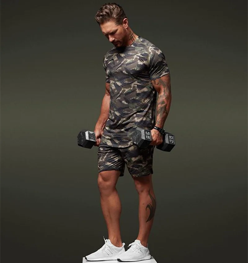 2024 Muscular men popular short-sleeved suit summer new fitness running casual camouflage sportswear two-piece set