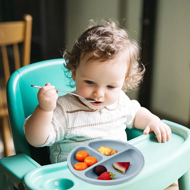 

Three-Compartment Silicone Meal Tray with Four Suction Cups Children's Silicone Feeding Set Baby Food Divided Tray