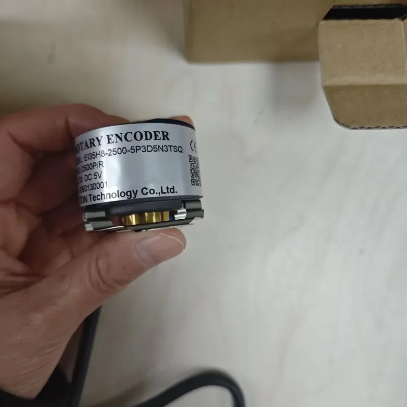 Immagine 5: Nuovo Encoder per Servomotore EI35H8-2500-5P3D5N3TSQ Encoder 2500ppr