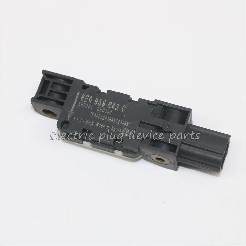 Genuine 8E0959643C 	8E0-959-643-C Rear Left Right Side Impact Sensor for Audi A4 Quattro S4 RS4 2007 2008 2009