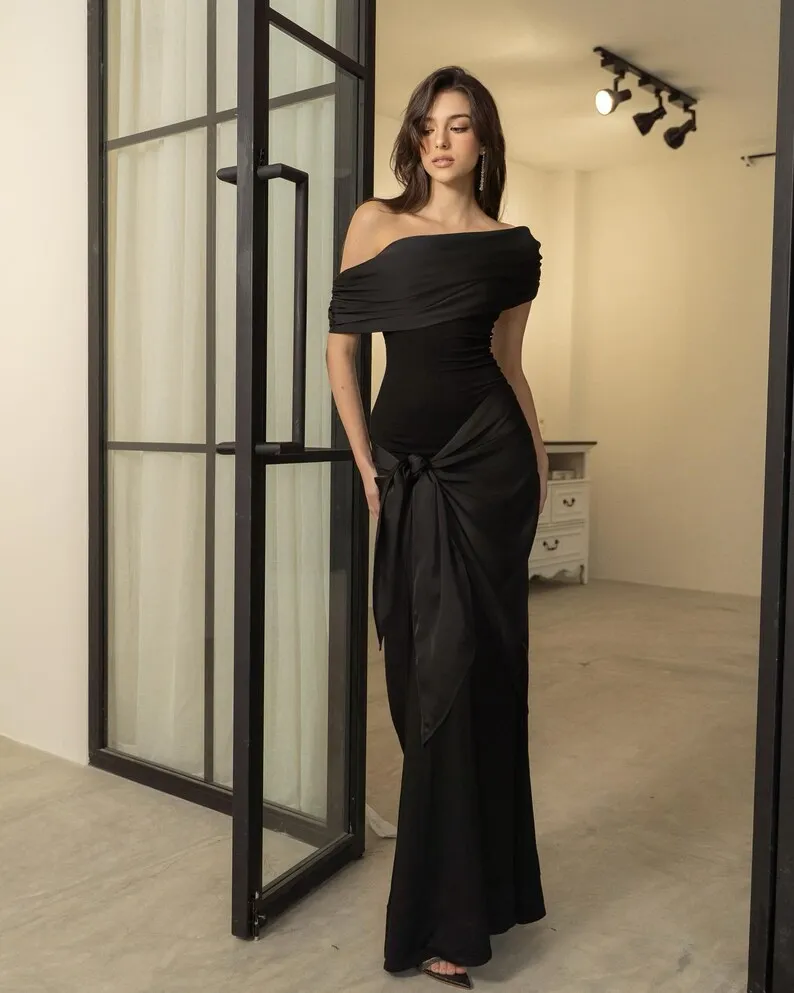 Elegant Satin Off the Shoulder Evening Dresses With Panel Train Pleated Backless Bodycon Wedding Party Gowns Women Dating Dress