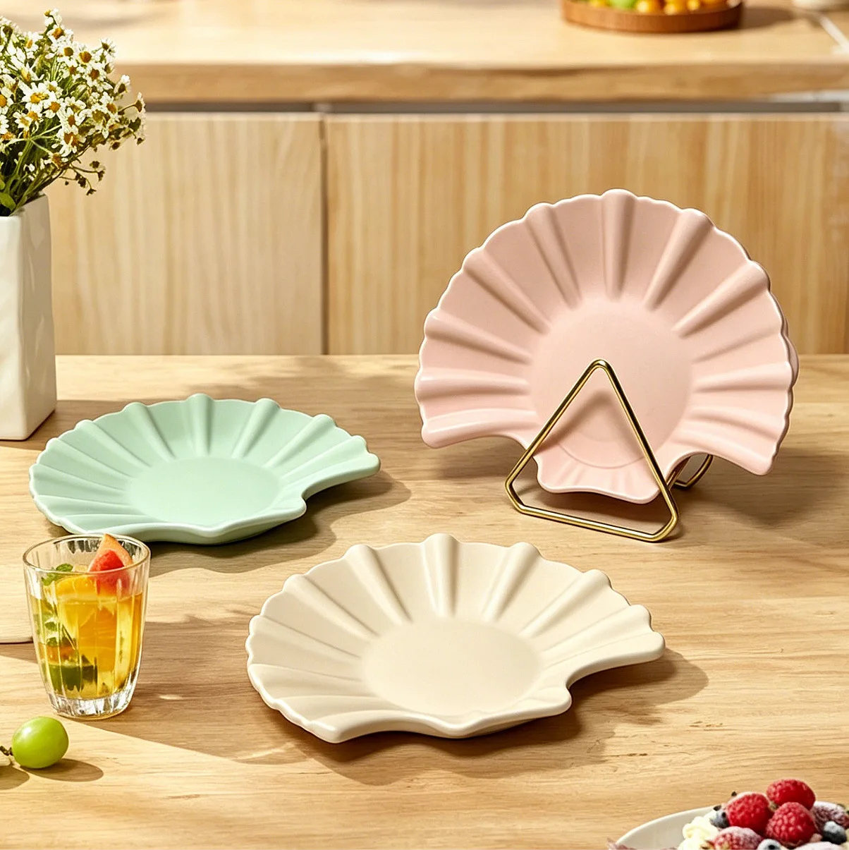 

Shell coaster thickened anti-scalding and non-slip household desktop heat insulation