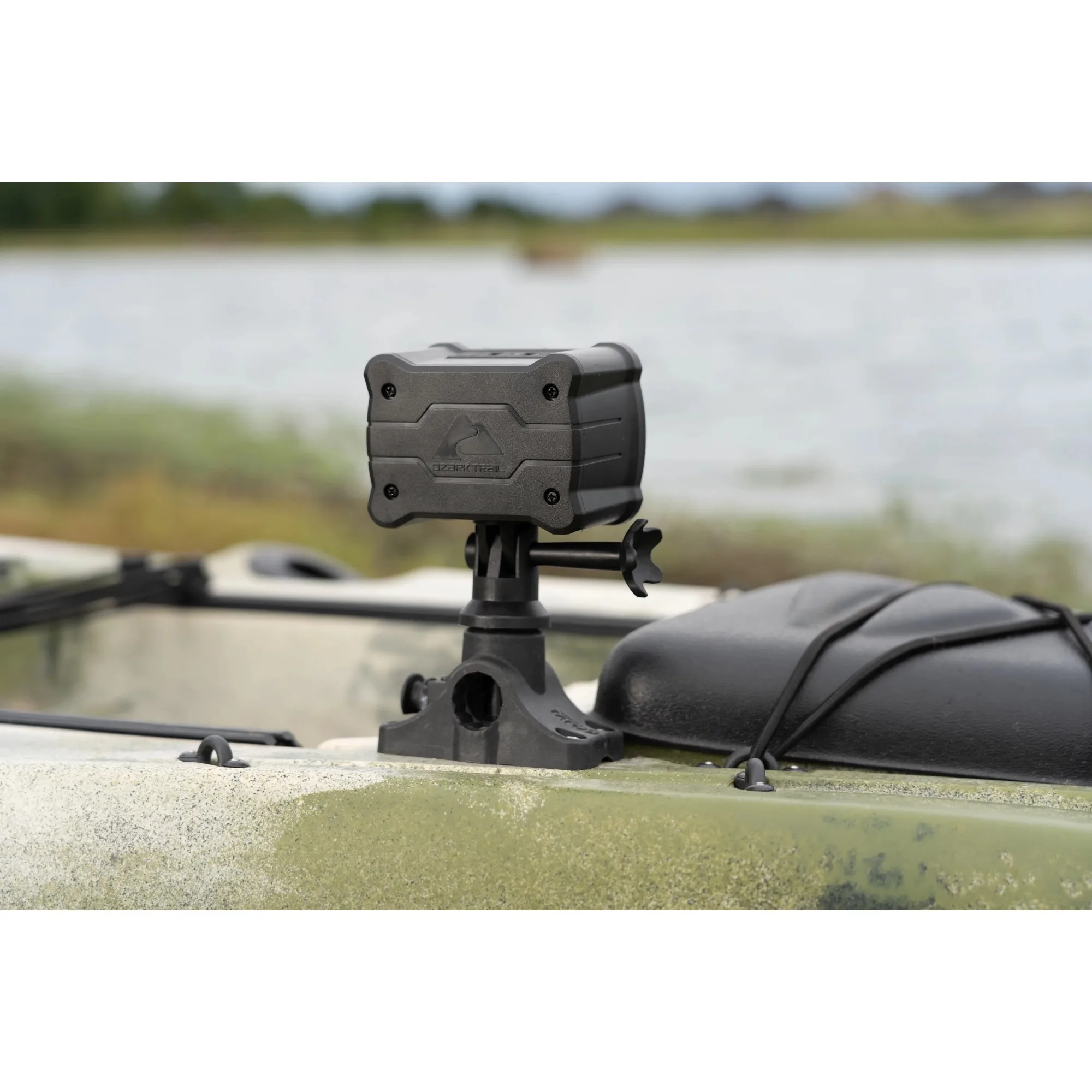 Wielofunkcyjna lampka sportowa LED o mocy 300 lumenów, regulowany kąt świecenia 360, 20 metrów